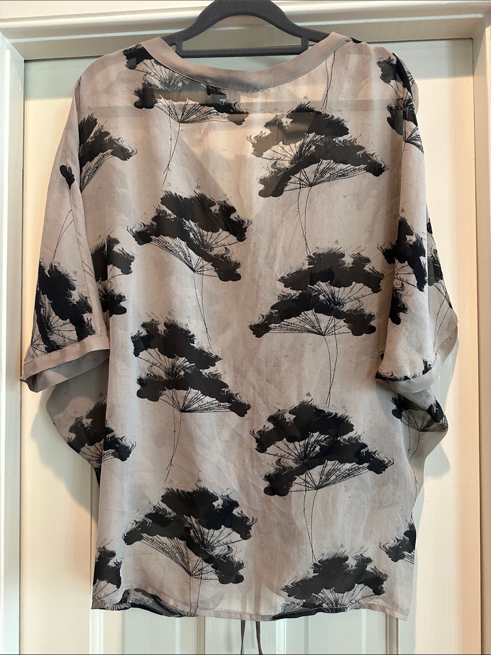 Elizabeth and James Grey Ruched Floral-Print Top - Picture 2 of 2